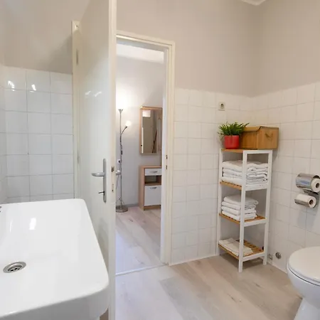 Galeb Apartment *